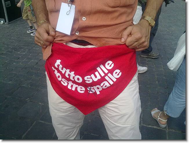Clicca per scorrere le foto originali ingrandite